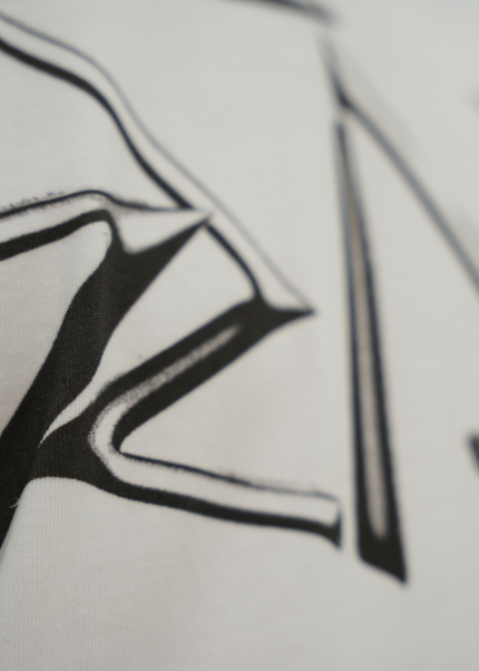 GRAPHIC TEE WHITE